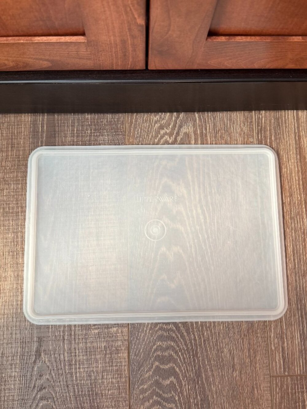 Vintage Tupperware Snack-Stor Rectangular Container - Picture 15 of 16